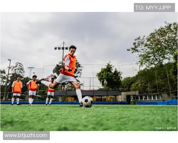 足球明星日常训练揭秘：提升技术与体能的秘密课程与训练方法