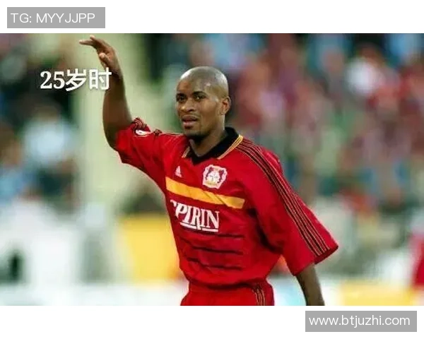 巴西光头退役足球明星的传奇人生与辉煌成就回顾